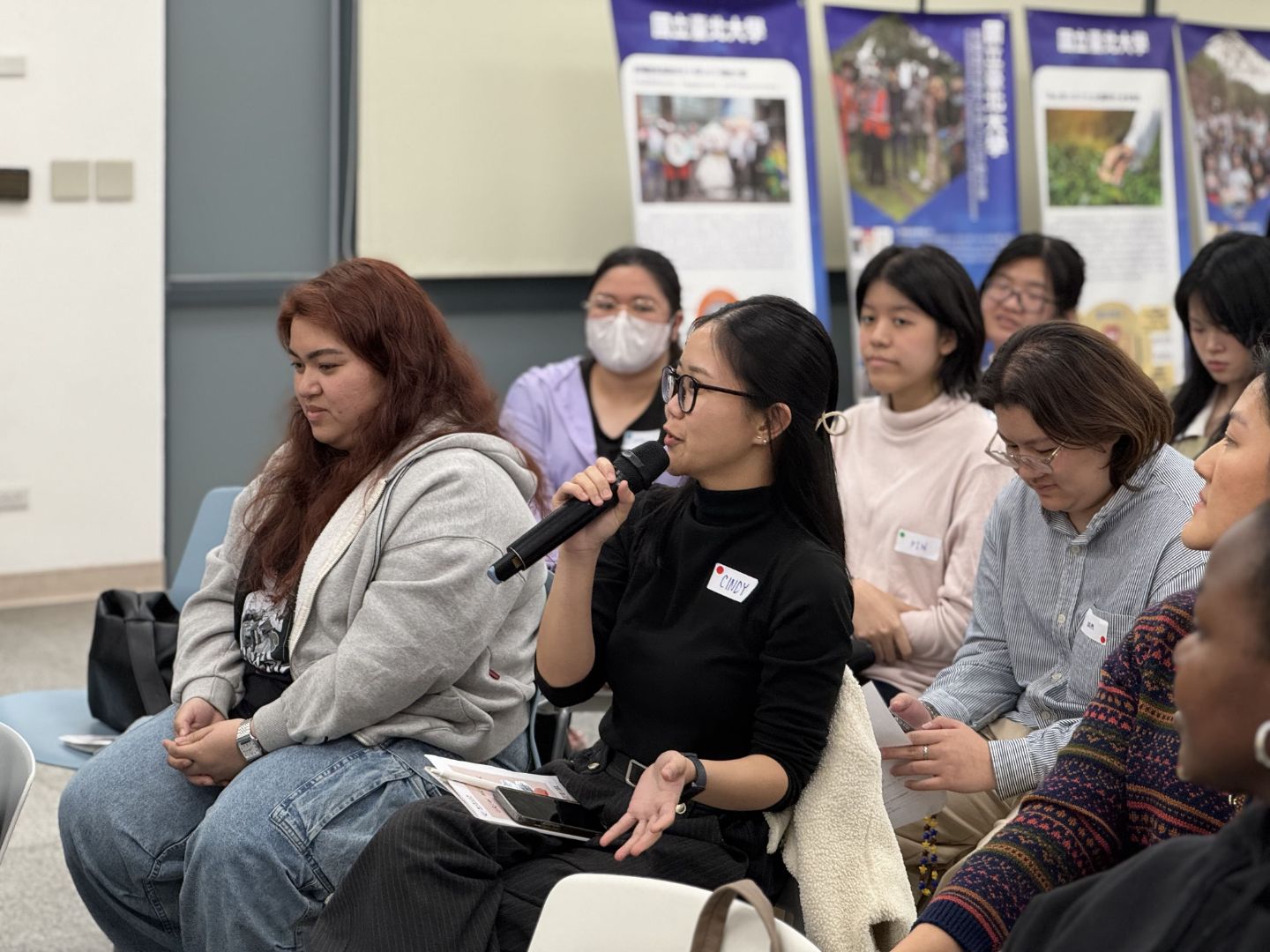 Active student participation and engagement during the alumni panel Active student participation and engagement during the alumni panel